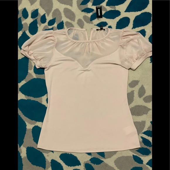 Express, NWT Cream puff sleeve TOP, M - Picture 1 of 4